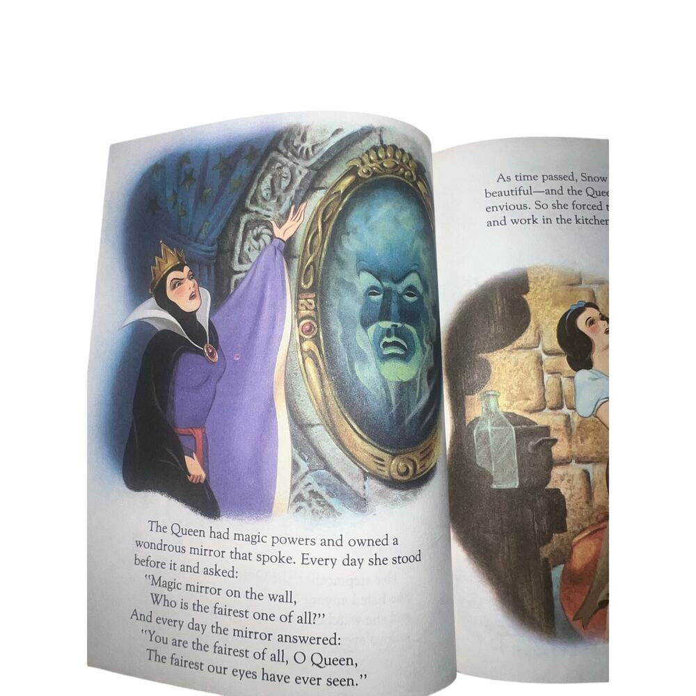 Vintage Disney's A Little Golden Book lot sleeping beauty,Lady,Snow white, Pooh - Picture 8 of 12